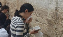 娱乐吃瓜君防弹,防弹少年团背后的故事与魅力